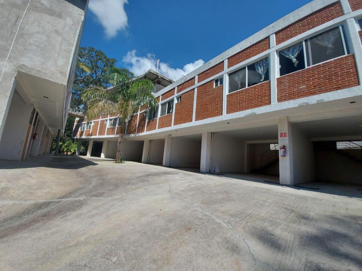 Auto Hotel Jardines De Amatitlan Cuernavaca Exterior foto